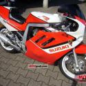 1989 Suzuki GSX-R 750 R (reduced effect)