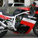 1987 Suzuki GSX-R 750 Special Edition (reduced effect)