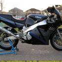 1990 Yamaha FZR 1000 (reduced effect)