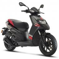 Aprilia SR Motard 125