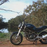 Ducati 900 Monster Solo