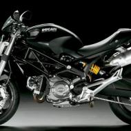 Ducati Monster 696