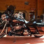 Harley-Davidson CVO Road King 110th Anniversary