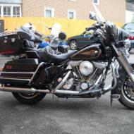 Harley-Davidson FLHTC 1340 (with sidecar)