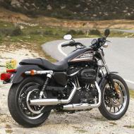 Harley-Davidson XL883R Sportster 883R