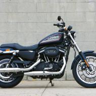 Harley-Davidson XL883R Sportster R