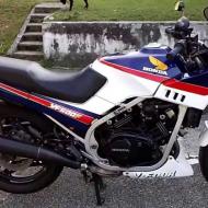 Honda VF500F