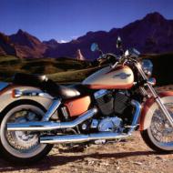 Honda VT1100C2 Shadow