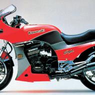 Kawasaki GPZ900R