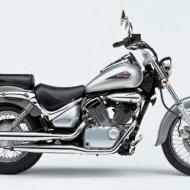 Suzuki Intruder 125 LC