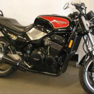 Triumph Trident 900