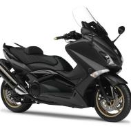 Yamaha Black Max ABS