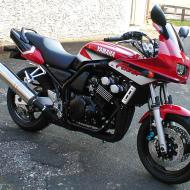 Yamaha FZS 600 S