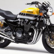 Yamaha XJR 1200