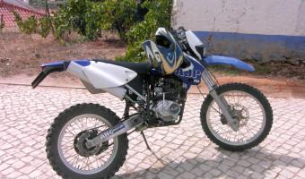 2007 AJP Pr4 125 Supermotard #1