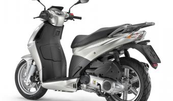 2010 Aprilia SportCity Cube 125 #1