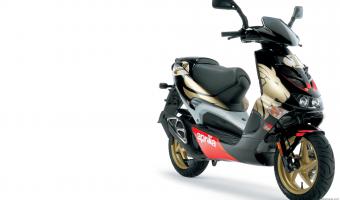 Aprilia SR 50 R Street