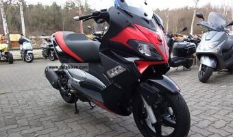 2012 Aprilia SR Max 125 #1