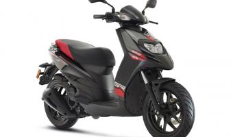 Aprilia SR Motard 125