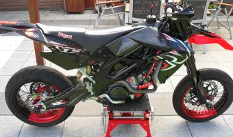 2008 Aprilia SXV 4.5