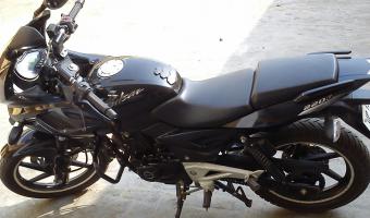 2011 Bajaj Pulsar 220 F