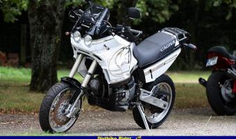 1997 Cagiva E 750 Elefant #1