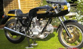 1981 Ducati 900 SS #1