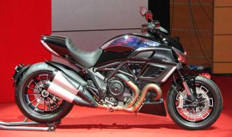 Ducati Diavel Cromo