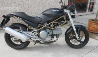 2002 Ducati Monster 600 Dark #1