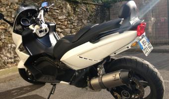 2011 Gilera GP 800 #1