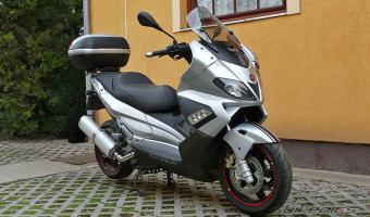 2009 Gilera Nexus 500 #1