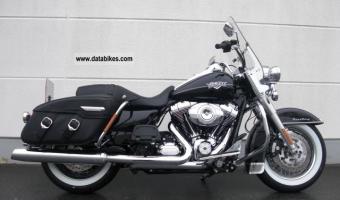 2011 Harley-Davidson FLHRC Road King Classic #1