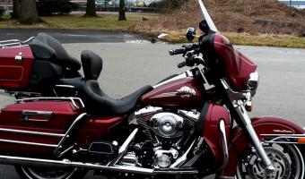 2005 Harley-Davidson FLHTCUI Ultra Classic Electra Glide #1