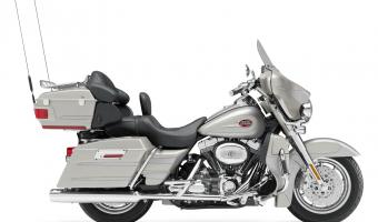 Harley-Davidson FLHTCUSE Screamin Eagle Ultra Classic Electra Glide