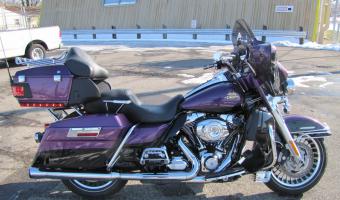 2011 Harley-Davidson FLHTK Electra Glide Ultra Limited #1