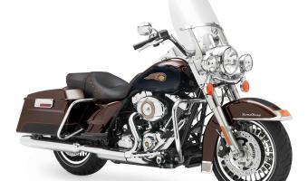 2013 Harley-Davidson Road King 110th Anniversary