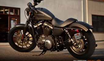 Harley-Davidson Sportster XL883N Iron 833