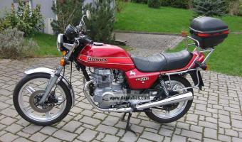 1983 Honda CB250N #1