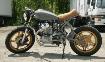 1981 Honda CX500C (reduced effect)