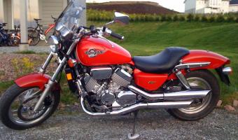 Honda Magna VF750C