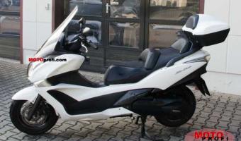 2010 Honda Silver Wing #1