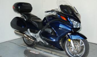 2004 Honda ST1300 #1