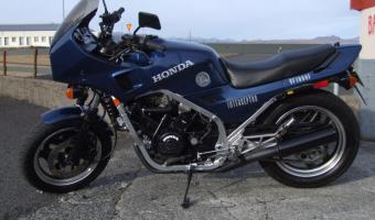 1984 Honda VF1000F2