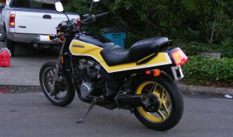 Honda VF1100S Sabre V65