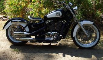 1999 Honda VT1100C2 Shadow #1