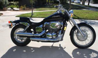 2003 Honda VT750C2 Shadow #1