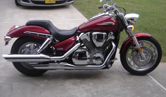 2005 Honda VTX1300C #1