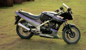 1991 Kawasaki EX500 #1