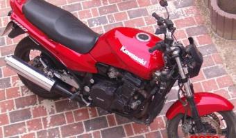 1986 Kawasaki GPZ1100 (reduced effect)