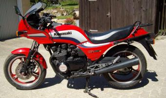 1984 Kawasaki GPZ550 (reduced effect) #1